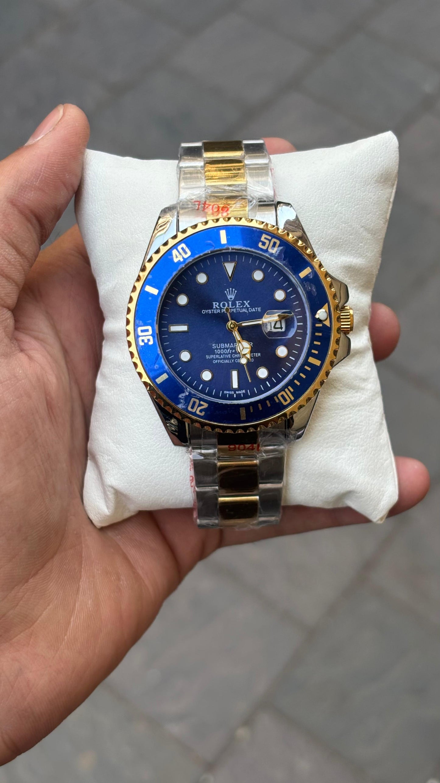 Ro lex Submariner Analog Blue Dial Round Men's Watch