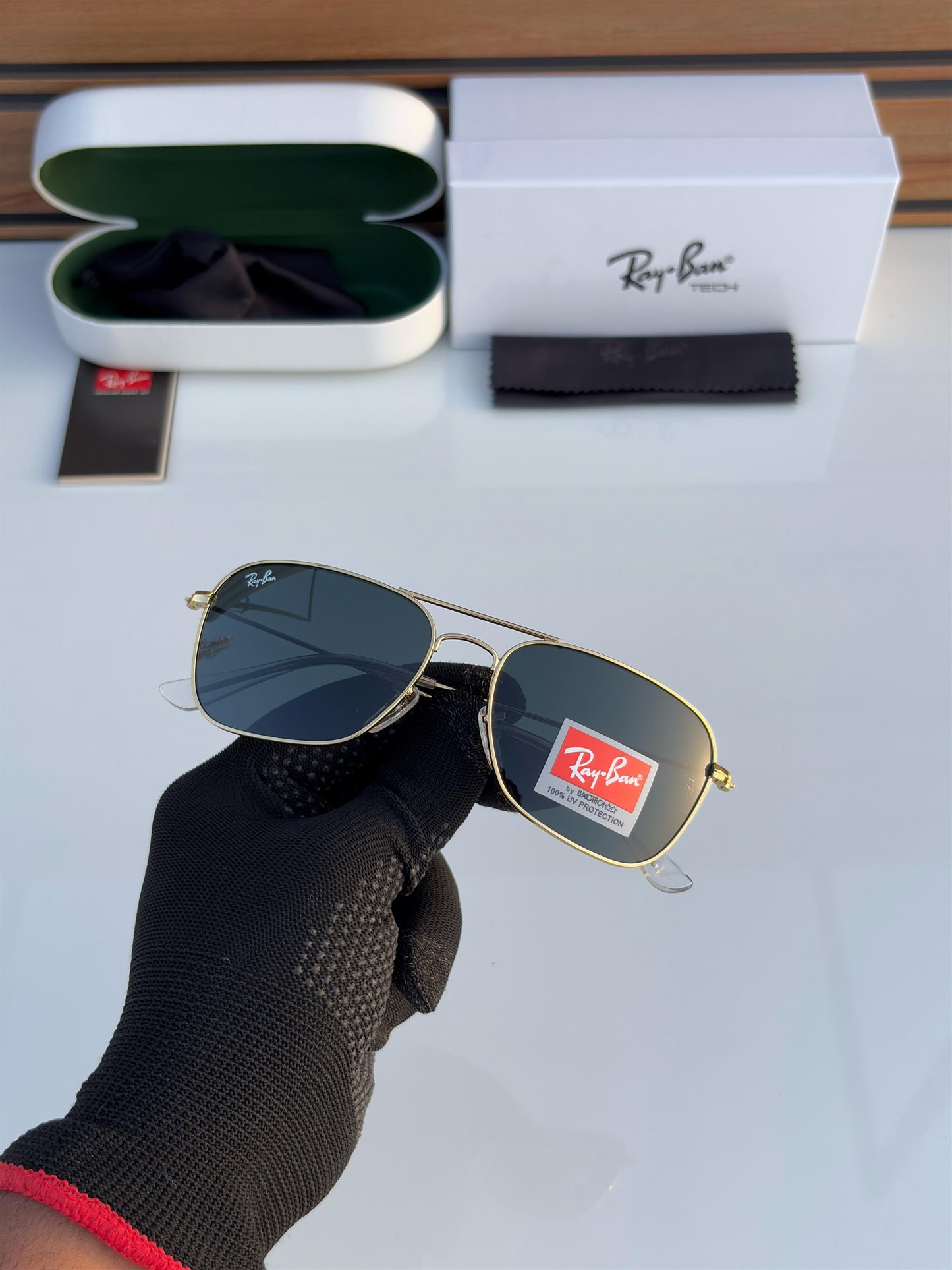 Ray Ban Black Unisex Sunglasses