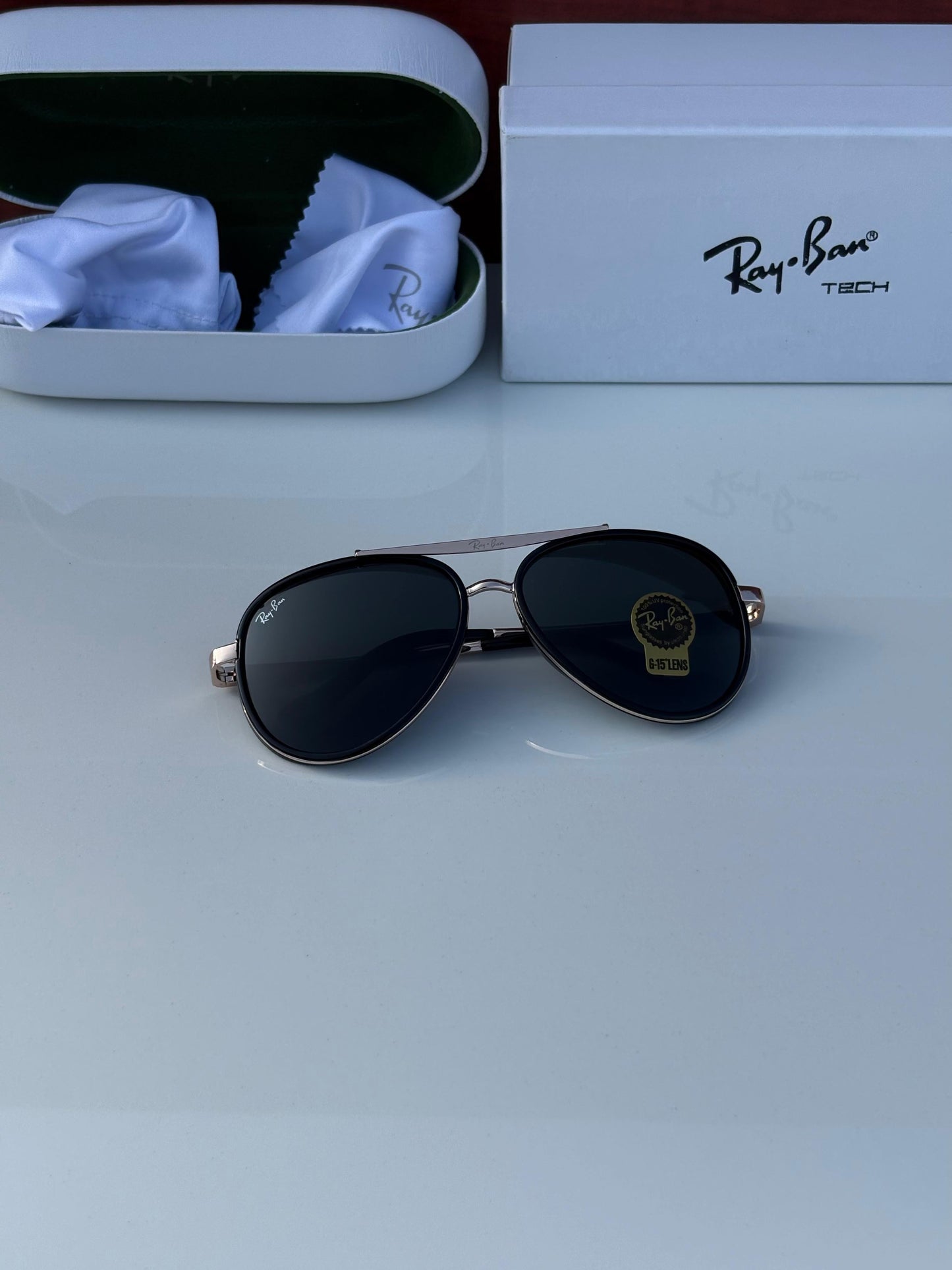Classic look Black And Rose Gold Sunglasses