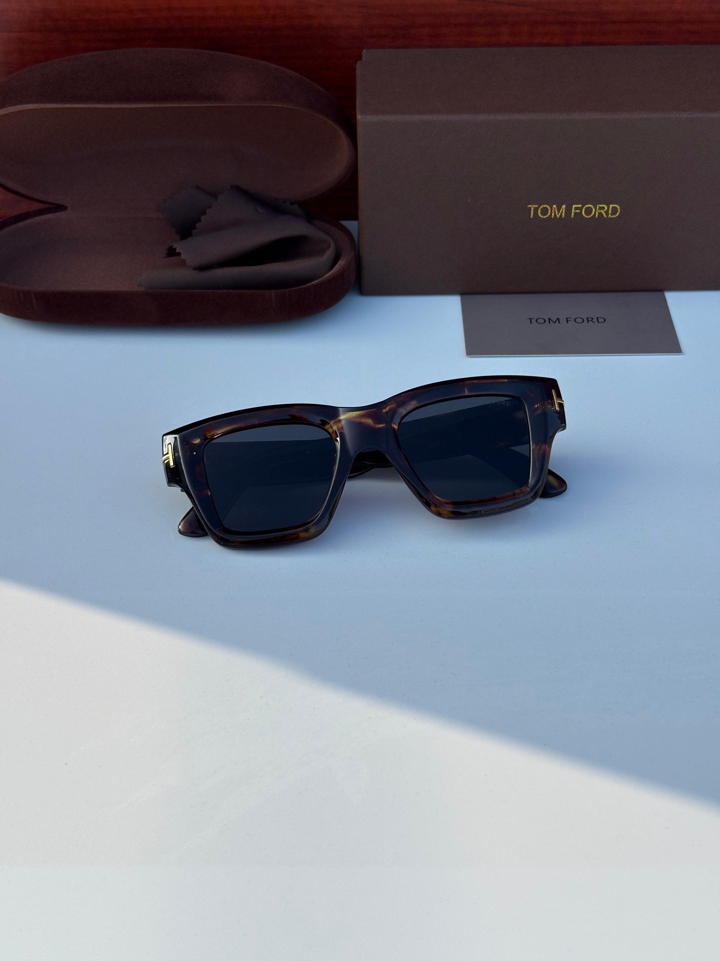 Celebrities Eyewear Sunglasses