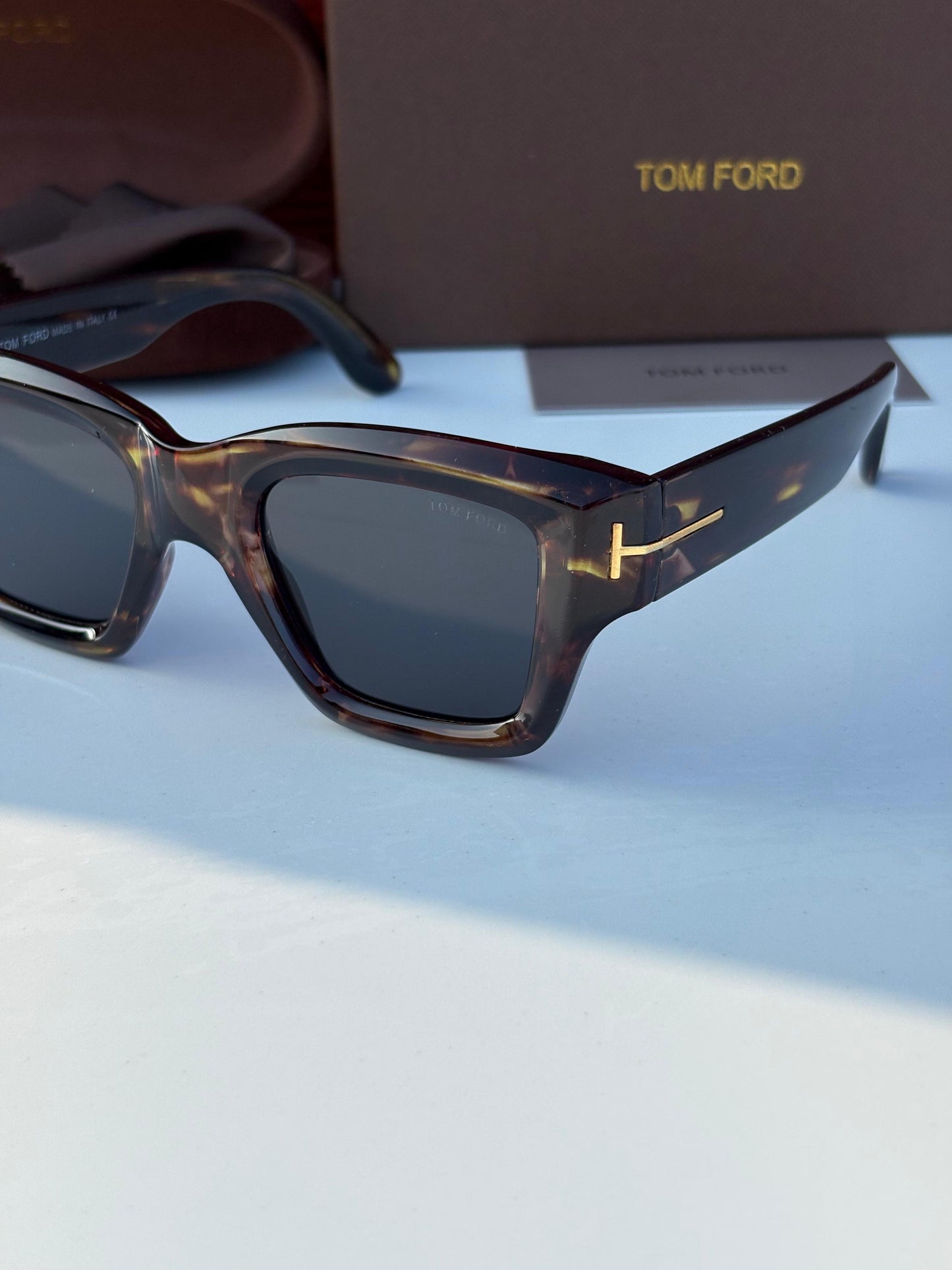 Celebrities Eyewear Sunglasses
