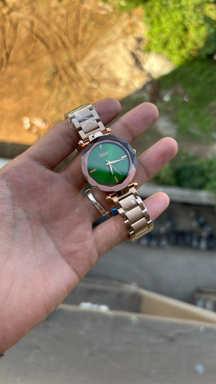 Dior Diamond Cut Green Dial Metal Belt Women's Watch