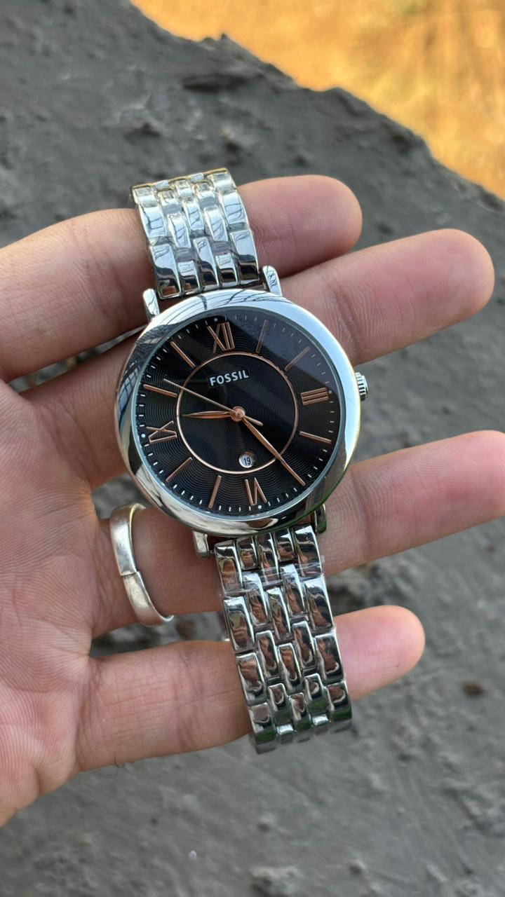 Fossil Black Dial Analog Women's Watch