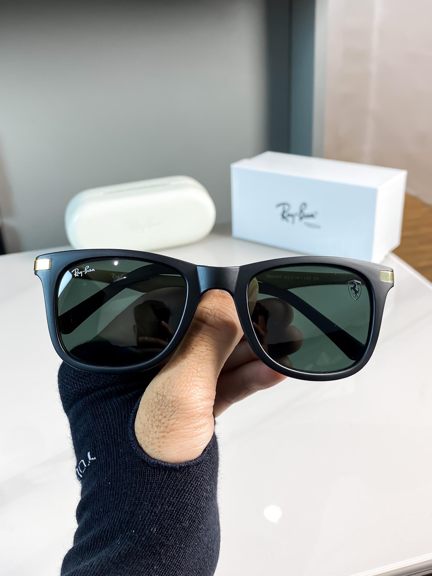 Ray Ban Green Shade Wayfarer Sunglass