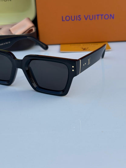 Letest Black Shade Square Sunglasses