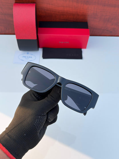 Celebrity Full Black Sunglasses