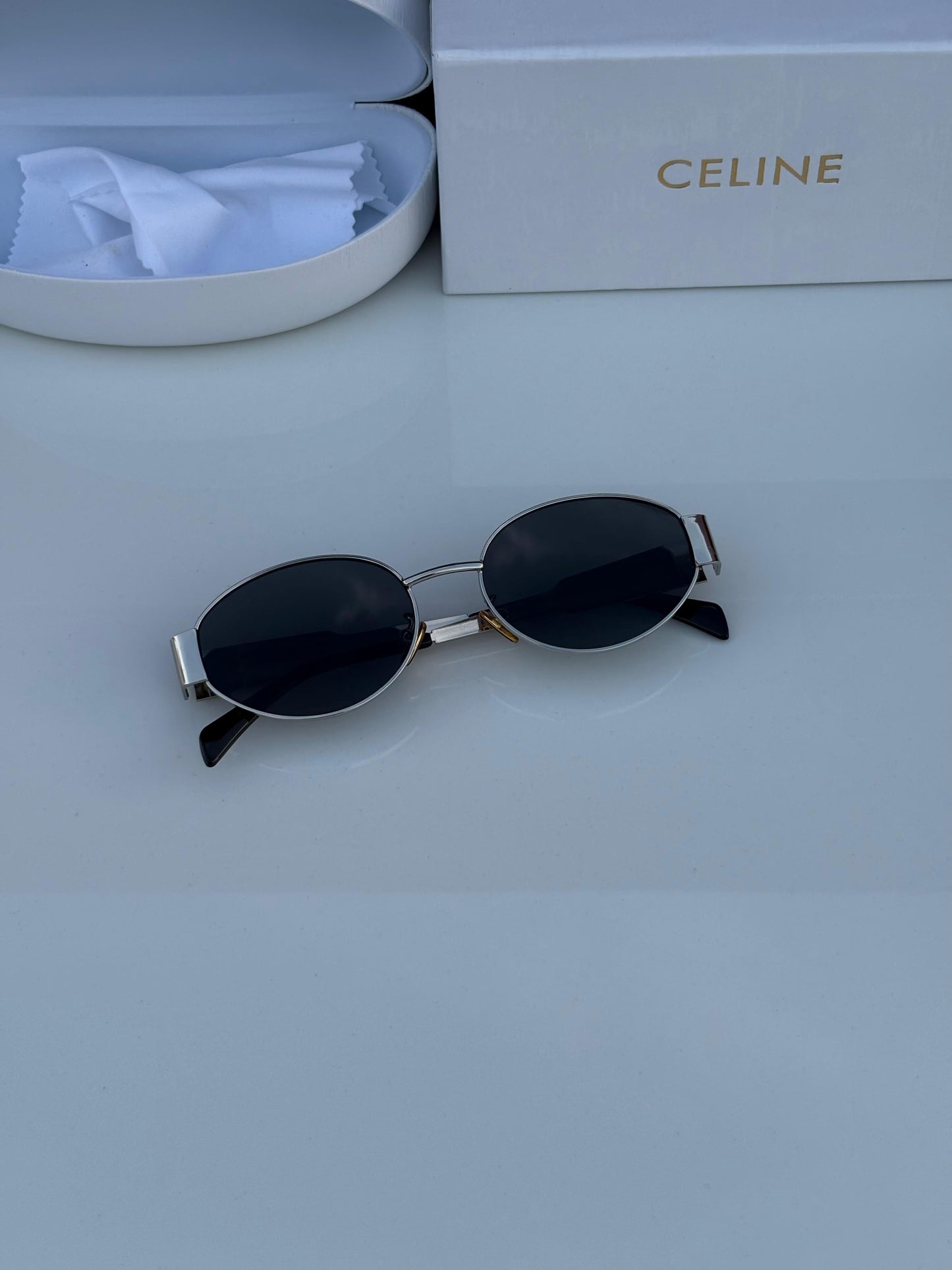 Celebrities Black And SIlver Sunglass