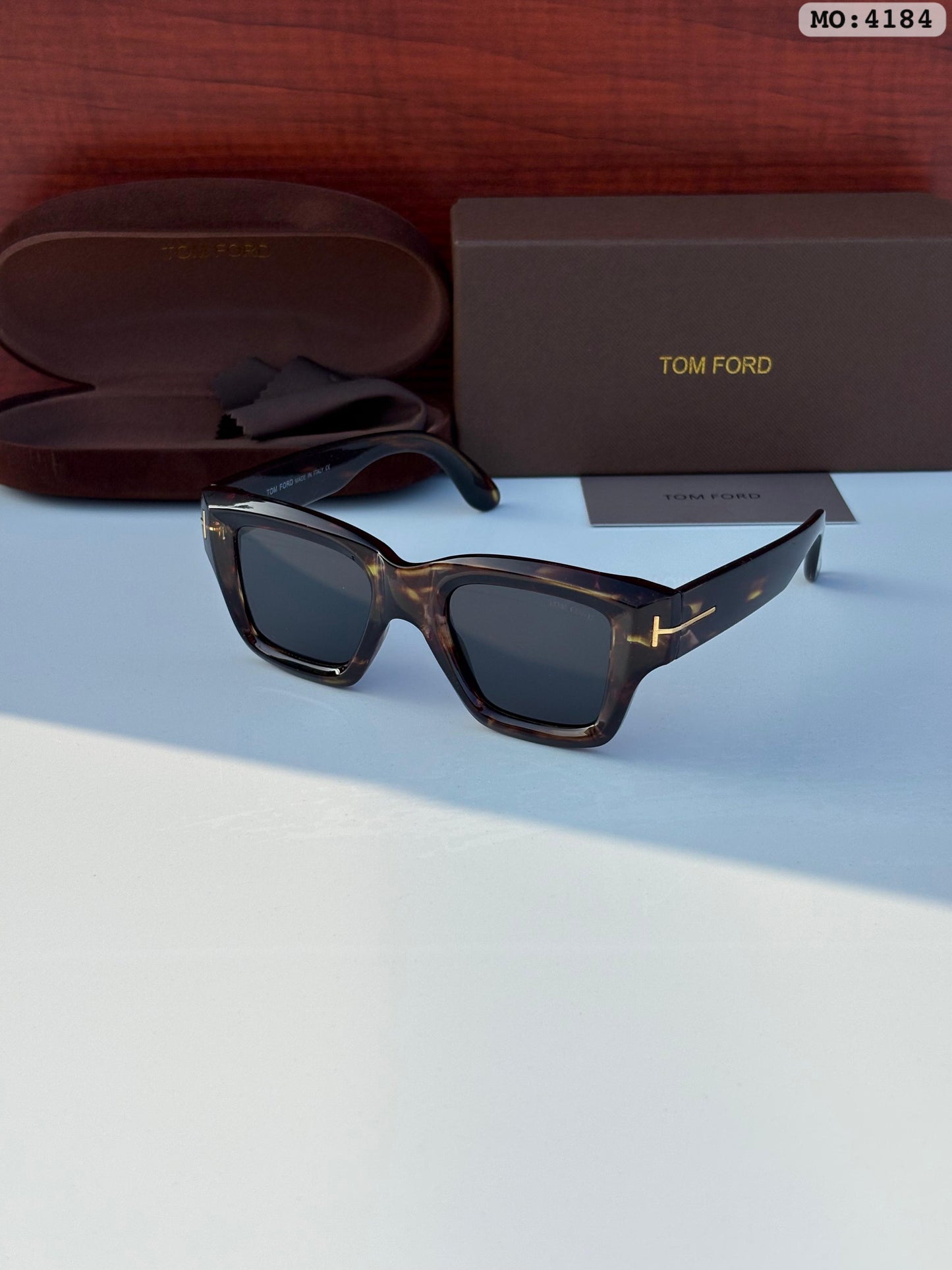 Celebrities Eyewear Sunglasses
